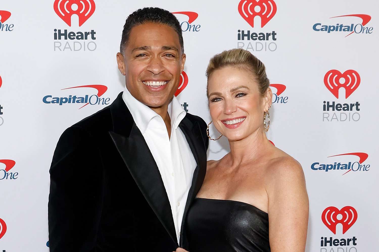 Amy Robach Says She and T.J. Holmes Are 'on the Fence' About Marriage Even Though She Wears a 'Promise' Ring ...