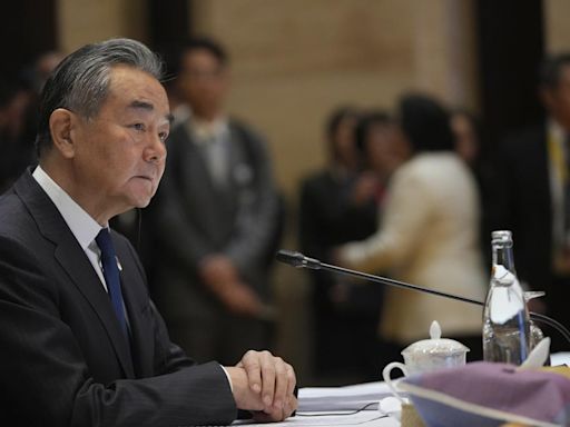 Chinese Foreign Minister Wang Yi warns Philippines over U.S. missile deployment