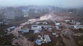 Continúan las tareas de rescate en noroeste de China tras terremoto que deja 127 muertos