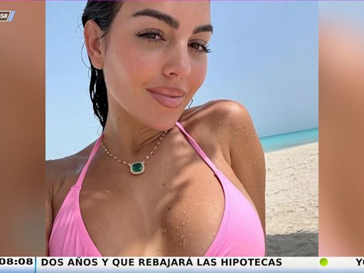 Las fotografías virales de Georgina Rodríguez en bikini en sus vacaciones con Cristiano Ronaldo en el Mar Rojo