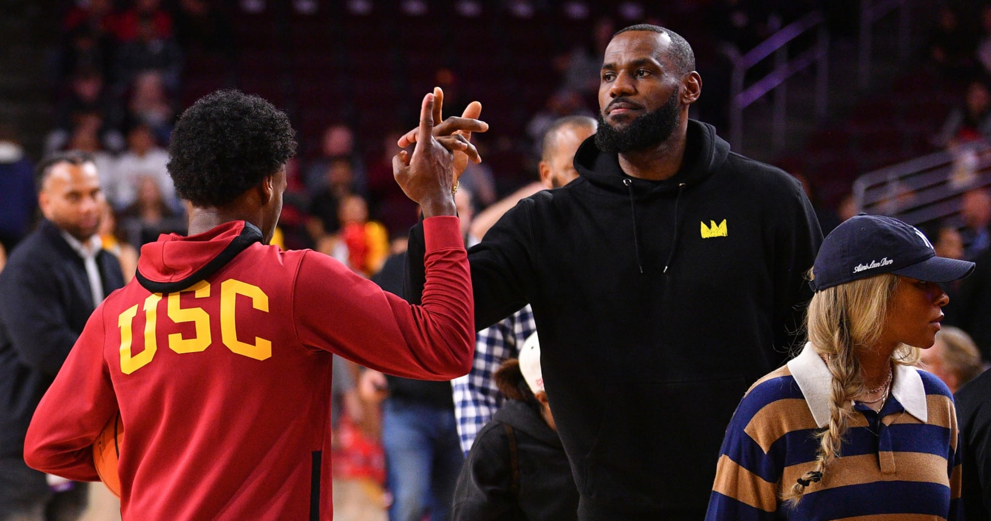 LeBron-Bronny James Pairing Saluted by LaVine, More After Lakers' Historic Draft Pick