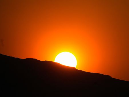 Extreme heat warning extended; record-breaking 112 degrees expected in Las Vegas valley