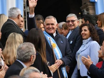 Un festival con Panam y Los Palmeras, flores y un fuerte operativo de seguridad para el acto de Milei