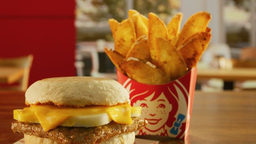 What time is breakfast at McDonald’s, Taco Bell and more