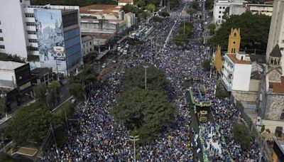 Marcha para Jesus lota as ruas de São Paulo no feriado de Corpus Christi, nesta quinta (30/05)