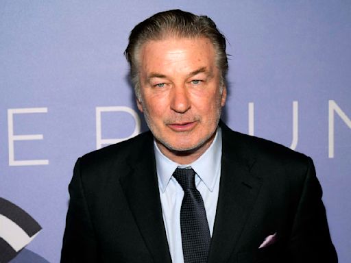 Judge pushes decision to next week on Alec Baldwin's indictment in fatal 2021 shooting