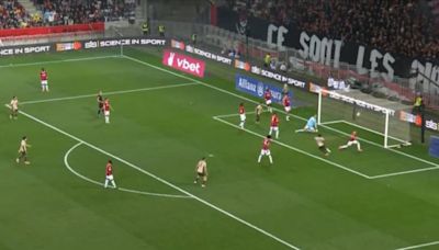 PSG vence Nice fora de casa na reta final da Ligue 1
