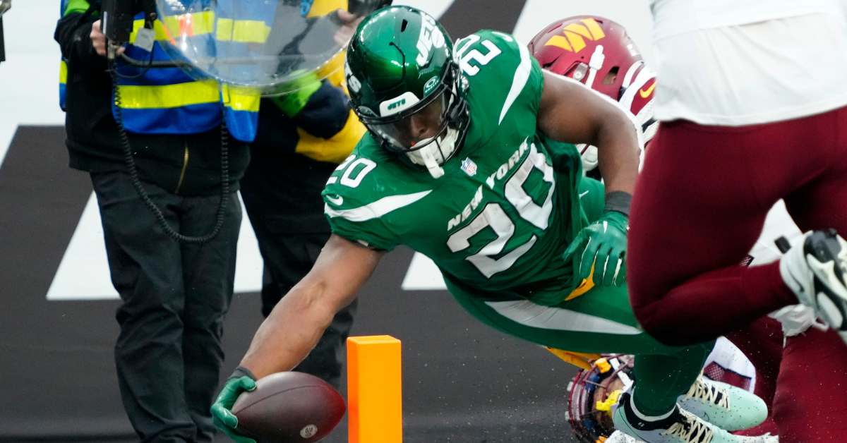 Bullish on Breece: ESPN Analyst Predicts 'Enormous' Season From Jets' RB