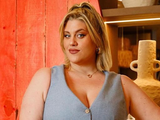 ¿Quién es Rolita, la nueva camarera de 'First Dates Hotel' en Telecinco?