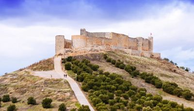 La fortaleza del siglo XV conocida como el ‘castillo del Cid’ que es una joya del Renacimiento en Guadalajara