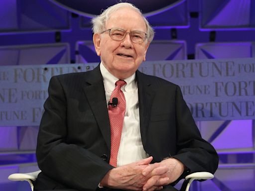 Warren Buffett’s ETF Picks: Unveiling His Top 2 Choices For Savvy Investors