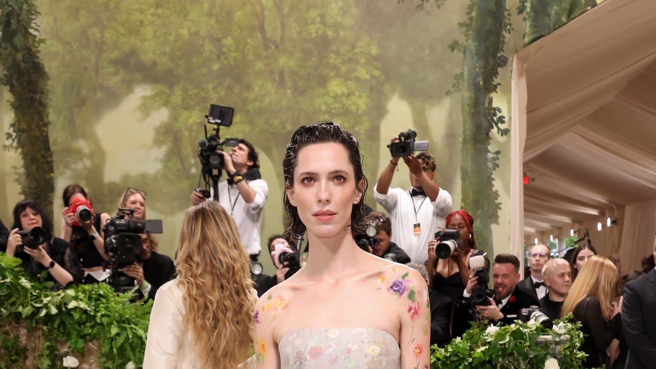 “Like an Ophelia Resuscitated!”—Rebecca Hall Wears Danielle Frankel to the 2024 Met Gala