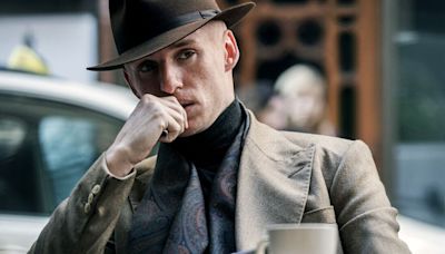 Eddie Redmayne stars in Sky's gritty reimagining of a Hollywood classic