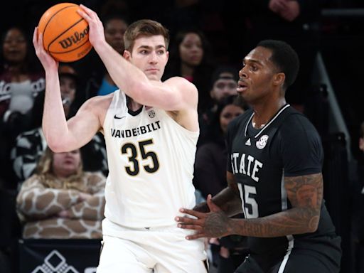 Virginia Basketball Adds Vanderbilt Transfer Forward Carter Lang