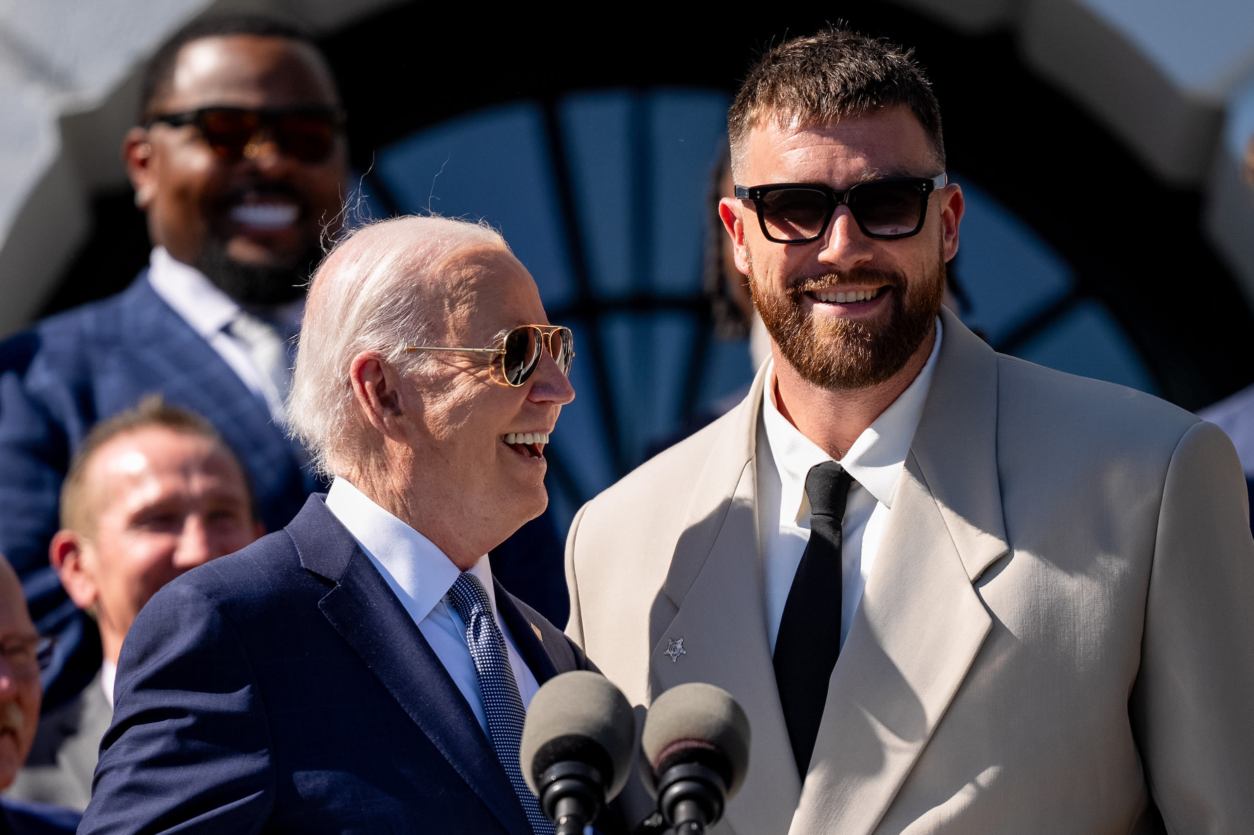Travis Kelce Suits Up at White House in Fear of God’s Boxy Blazer and Tapered Pants for Joe Biden’s Kansas City Chiefs Celebration