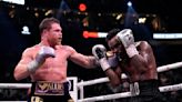 'Canelo' domina a Charlo y lo vence por decisión unánime