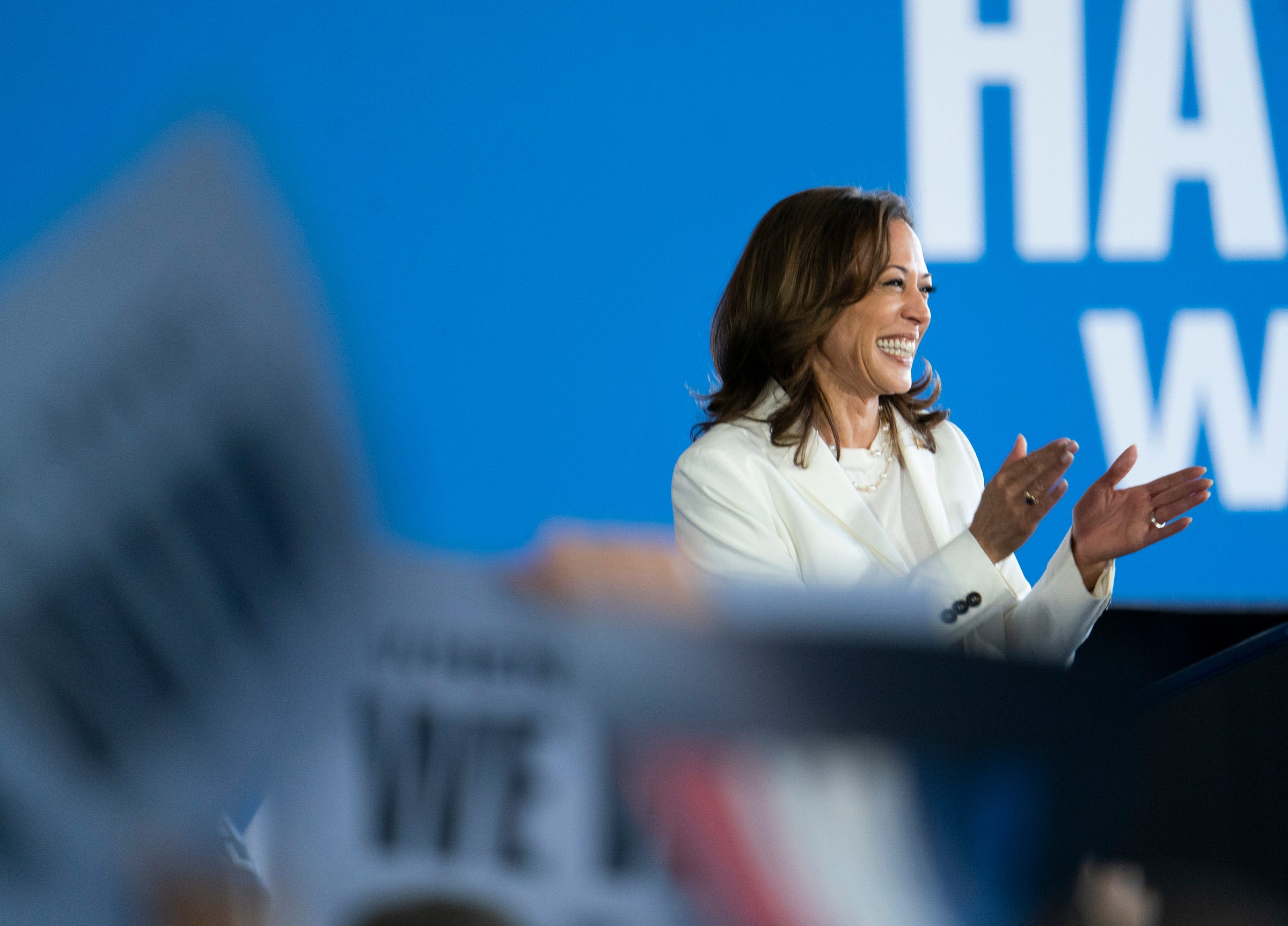 5 things we learned from first Kamala Harris, Tim Walz Michigan visit