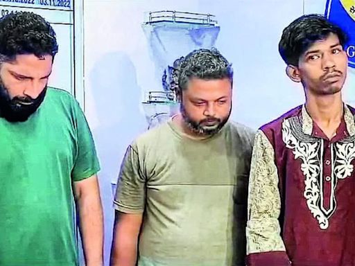 Three arrested with MD worth 12 lakh | Surat News - Times of India