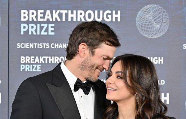 Ashton Kutcher and Mila Kunis Get Affectionate at Morgan Wallen Show