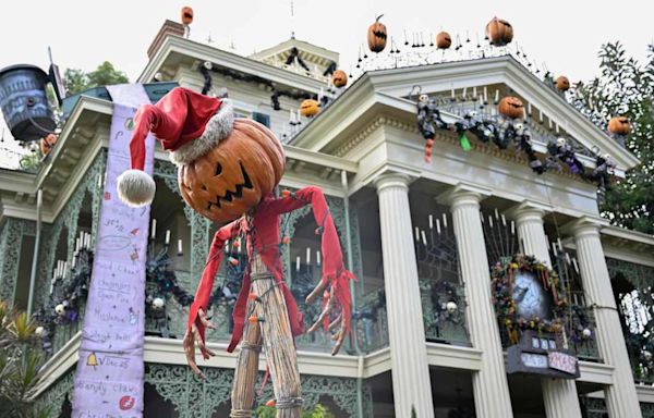 Will the Haunted Mansion return to Disneyland in time for Halloween?