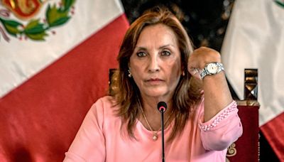 La Nación / Caso Rolexgate: Fiscalía denuncia a presidenta de Perú por presunto soborno