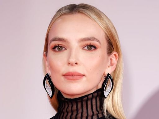 Jodie Comer Discusses Fame & Separating Work From Her Personal Life, Thoughts on ‘Killing Eve’ Character