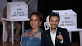 Eugenio Derbez y Kate del Castillo, criticados por sus llamados a votar el 2 de junio