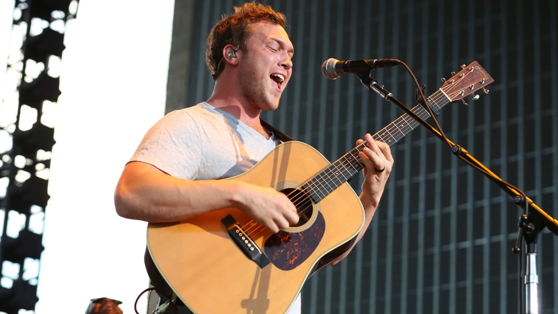 'American Idol' winner Phillip Phillips to perform 'God Bless America' ahead of 2024 Indy 500