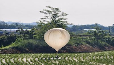 North Korea uses massive balloons to dump its trash into South Korea: Report - CNBC TV18