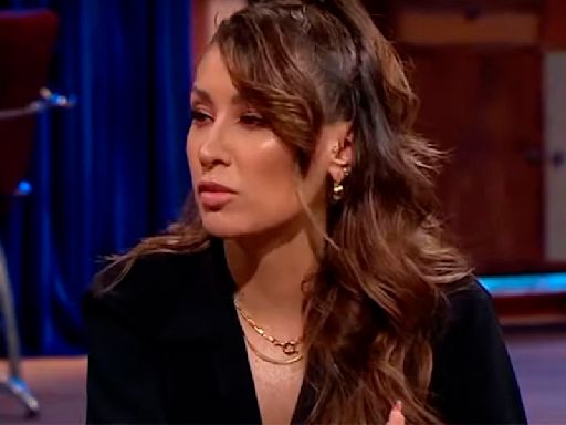 "Está sin pega por culpa del amor", "la que peor parte se ha llevado en esta historia es Camila Andrade", expresan en panel de farándula