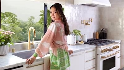 2024 Kitchen Trends Are All About Breaking Rules—Here Are 4 Tips Courtesy of Ashley Park’s Refresh