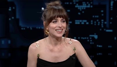 What Dakota Johnson did after her dress ‘fell off’ on ‘Jimmy Kimmel Live!’