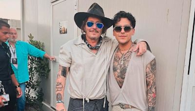 ¿Si se parecen o no? Fans de Christian Nodal dicen que Johnny Depp es su gemelo