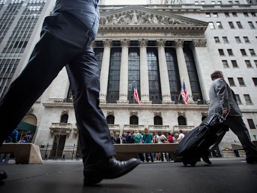 Wall Street’s Smart-Trade Brigade Thrashed Again on Stock Boom