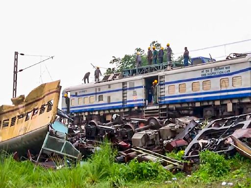 Kanchanjunga train mishap: Indian Railways to hold inquiry on June 19