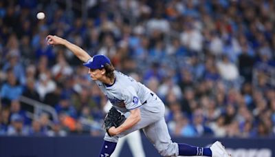 Tyler Glasnow dominates before making quick exit in Dodgers' sixth straight win