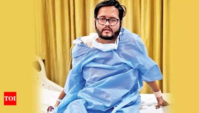 ‘I got new lungs, a new heart and hip, all by the age of 28’ - Times of India