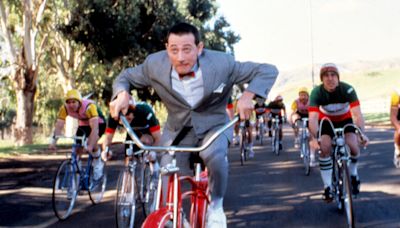 Paul Reubens Tribute: Fred Armisen, Tony Hawk & Danny Elfman Attend ‘Pee-wee’s Big Adventure’ Screening At Actor...