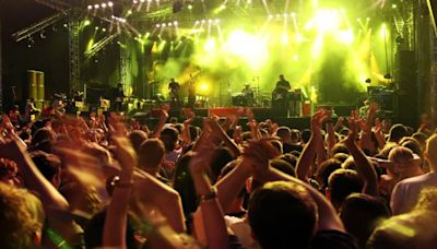 Live Nation (LYV) Gains From Concert Demand Amid Cost Woes
