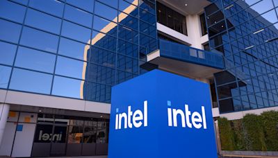 Intel Stock Just Plunged. Is Now the Time to Invest? | The Motley Fool