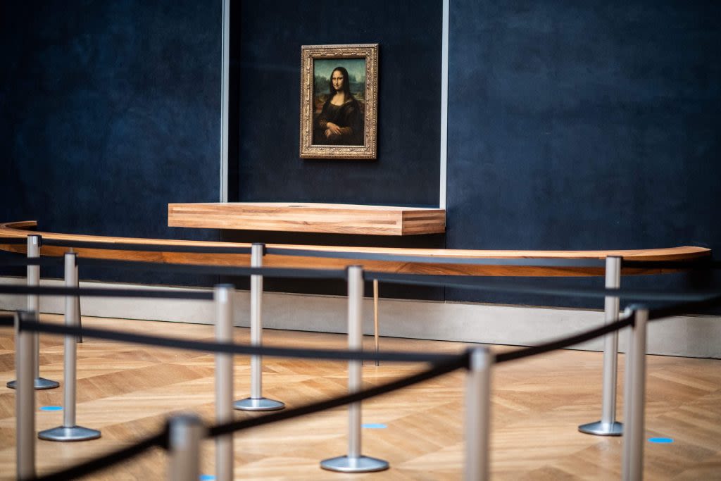 Why Does the Louvre Want to Give the Mona Lisa Her Own Room?