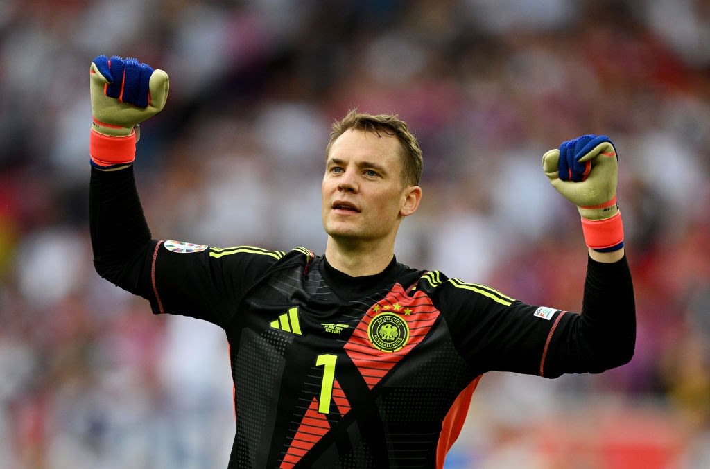 Manuel Neuer breaks EUROs record with start vs Switzerland