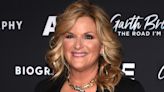 Trisha Yearwood, 59, Looks Ageless as She Shows Off New Hairstyle