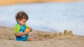 Parentalité : Soleil, chaleur, dodo… Comment appréhender au mieux les vacances avec un enfant en bas âge