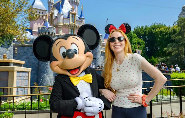 Lindsay Lohan Rocks Minnie Ears as She Reunites with Mickey Mouse at Disneyland: 'Let's Ride!'