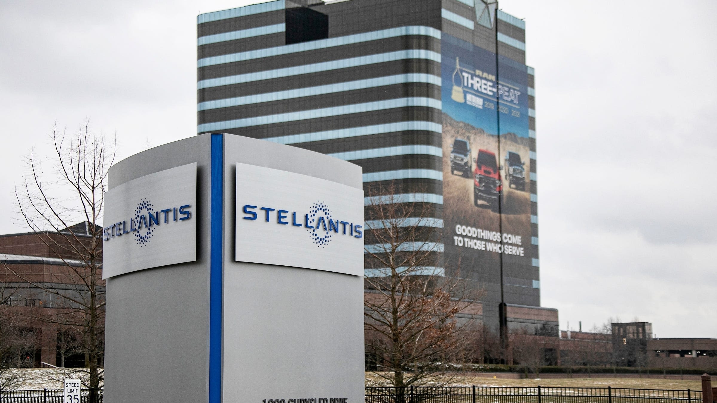 Stellantis revenues, shipments down in first quarter; CFO describes transitional period