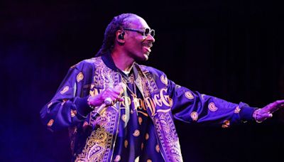 Snoop Dogg enters college football bowl scene as title sponsor