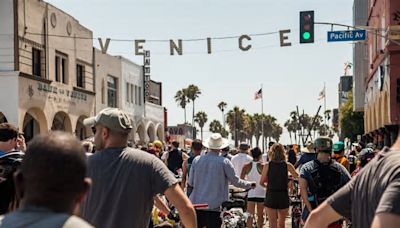 Get Out Of Town!: CicLAvia - Venice Boulevard