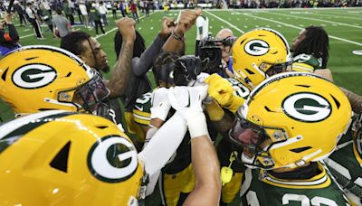 NFL Speaks Out On Reports Packers, Eagles Can't Wear Green For Opener