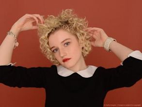 Julia Garner